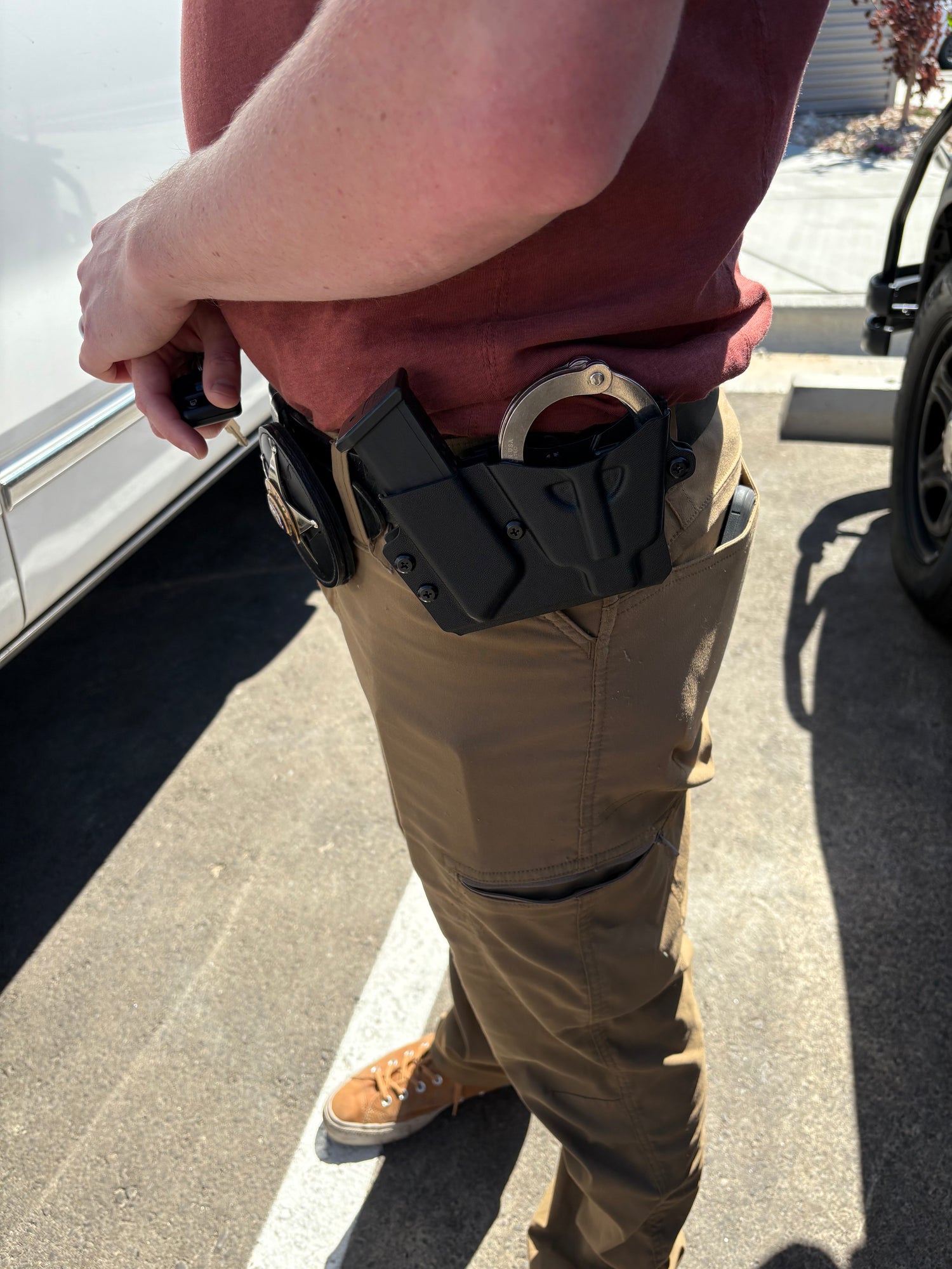 Ironside // Single Pistol + Handcuff Combo