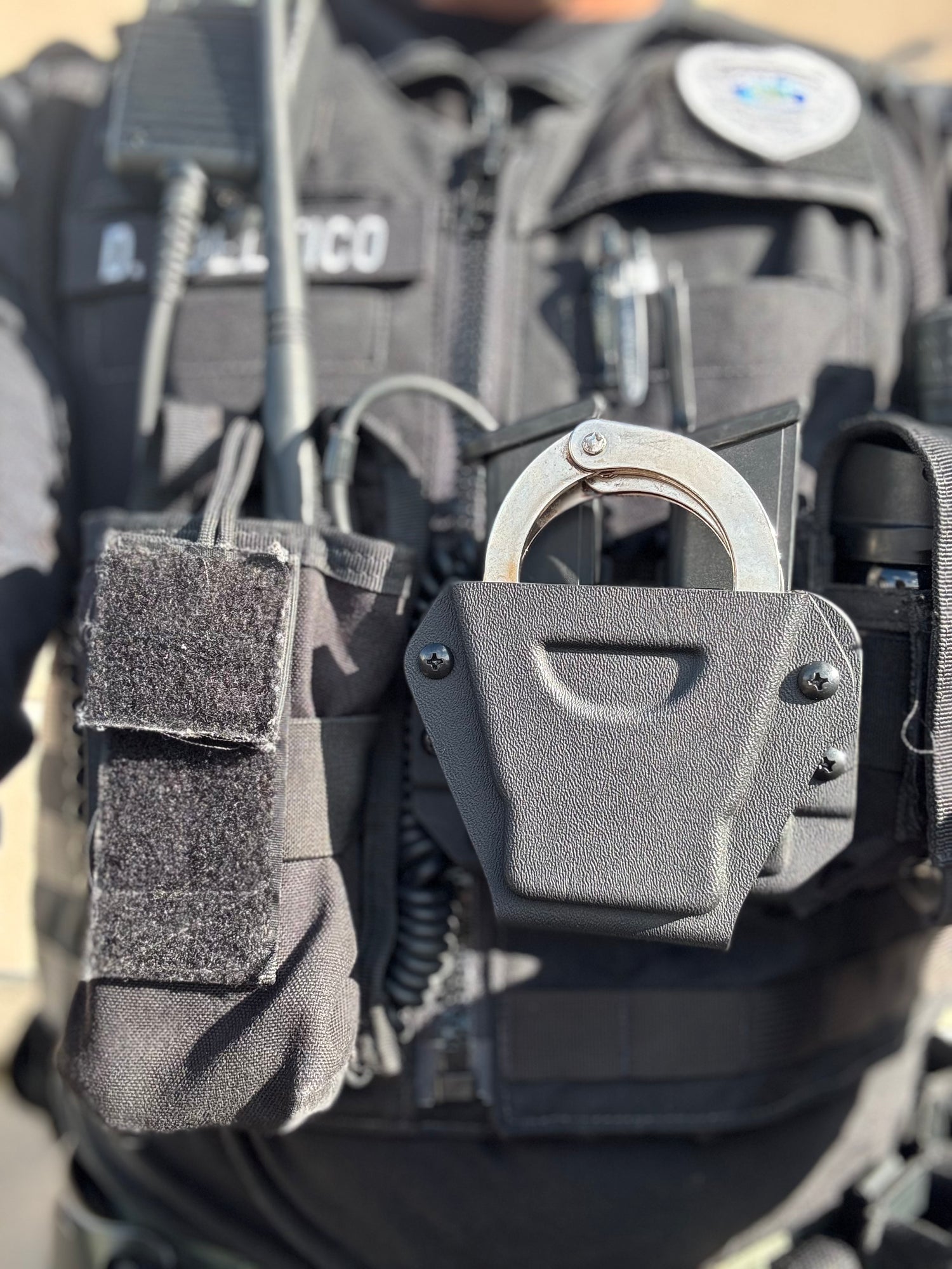 Bearcat // Double Pistol + Handcuff Combo